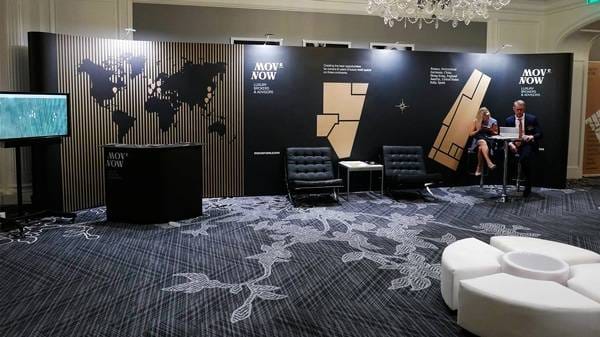 Custom Magnetic Pop Up Display