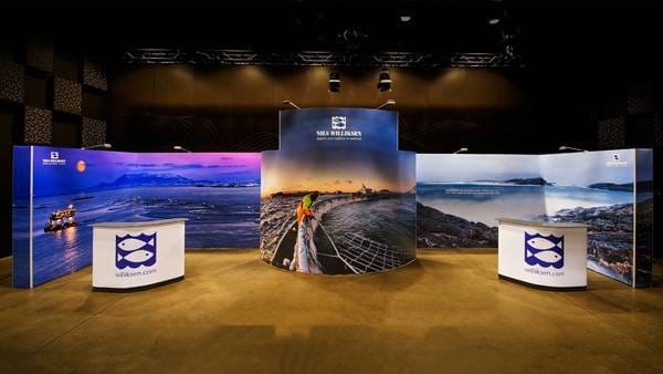 custom magnetic pop up